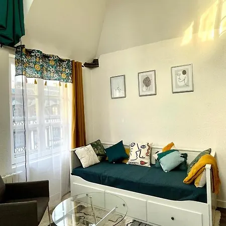 Le 1731, Coeur D'histoire, Superbe Duplex Apartman *